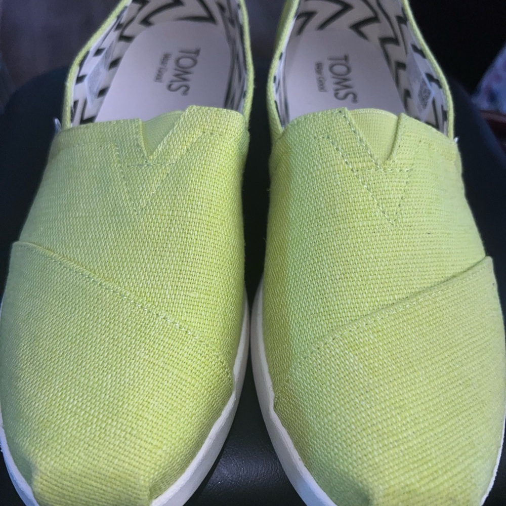 Toms Slip-On Canvas Shoes in Lime Green